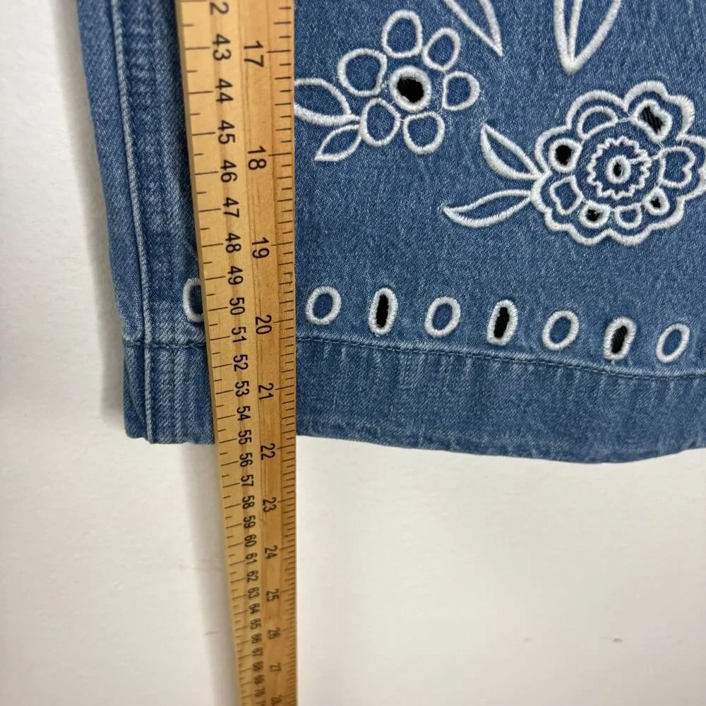 Talbots Wide Leg Crop Jeans 10P Petite Blue Embroidered Floral Stretch Denim